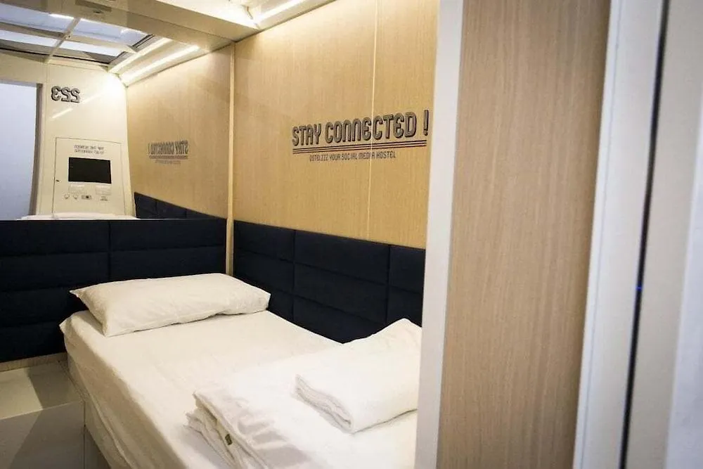 Ostelzzz Milano Hostel  Milan