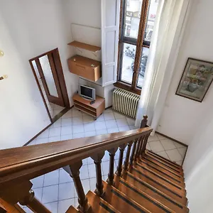 Santa Maria Novella Bright And Modern - Hosted By Sweetstay 아파트 피렌체