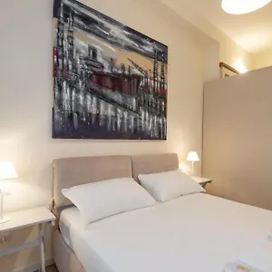 Royal - Centro Brera דירה